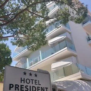 Hotel President ***